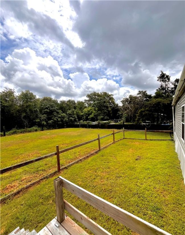 View of yard | Image 9