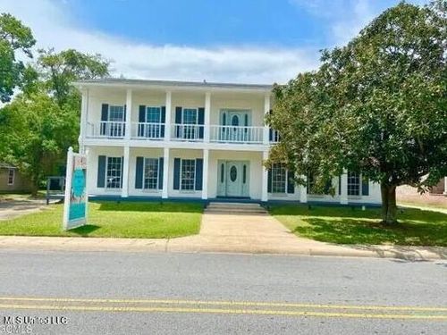 b-912 Convent Ave, Pascagoula, MS, 39567-4334 | Card Image
