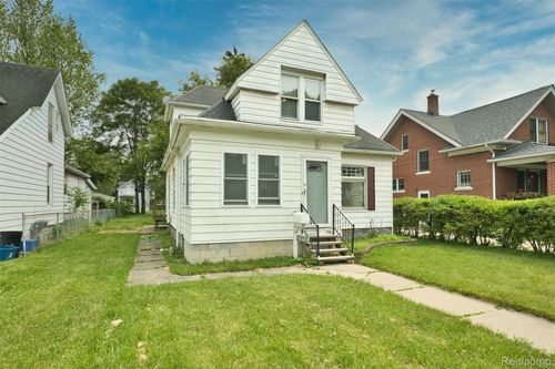 269 Euclid St, Mount Clemens, MI, 48043-1725 | Card Image