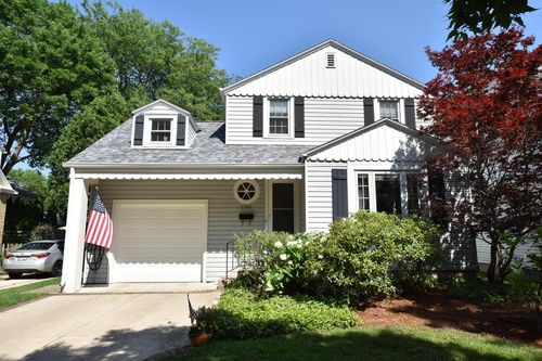 5160 N Kent Avenue, Whitefish Bay, WI, 53217 | Card Image
