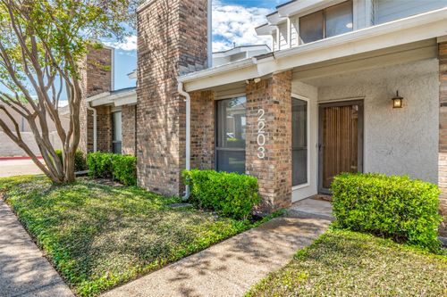 2203-17490 Meandering Way, Dallas, TX, 75252-6155 | Card Image