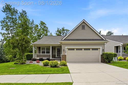 1100 Paradise Trl, Oxford, MI, 48371-6245 | Card Image