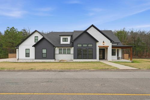 1708 E Holloway, Morrilton, AR, 72110-9421 | Card Image