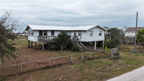 963 Gulfview Dr, Crystal Beach, TX, 77650 | Card Image