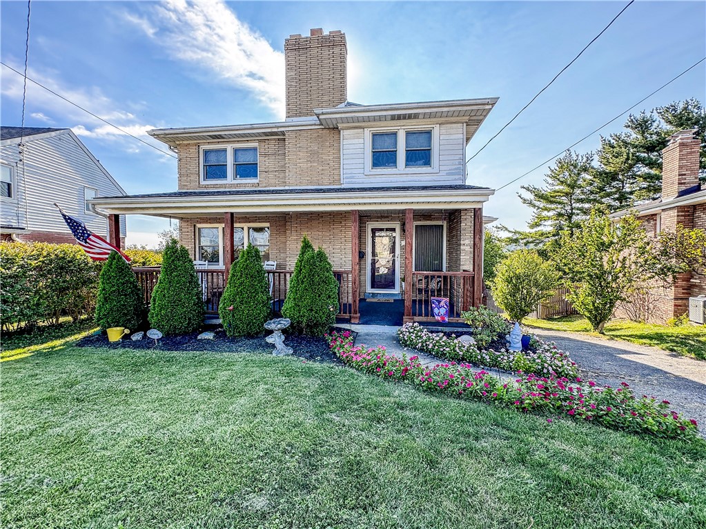 Thornwood Dr, Canonsburg, PA 15317