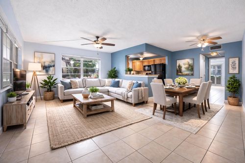 35 Sussex B, West Palm Beach, FL, 33417-6821 | Card Image