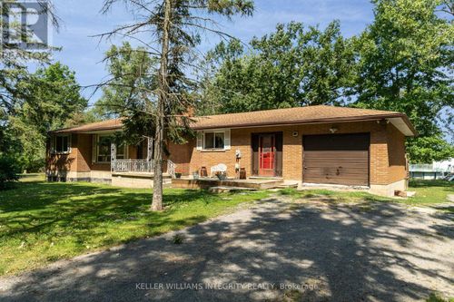 5801 Bossert Rd, Niagara Falls, ON, L2H2H7 | Card Image