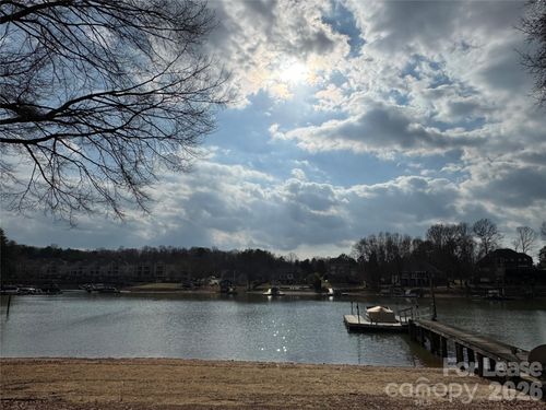 304 Bridgewater Ln, Mooresville, NC, 28117-8533 | Card Image