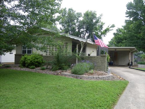 1443 E Berkeley Street, Springfield, MO, 65804 | Card Image