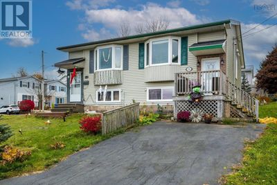 73 Governors Lake Dr, House other with 3 bedrooms, 2 bathrooms and null parking in Timberlea NS | Image 1