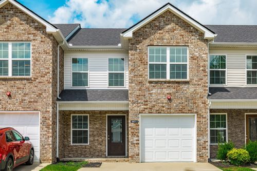 2071 Downstream Dr, Ashland City, TN, 37015-1032 | Card Image
