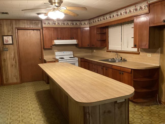1118 W Avenue E St, House other with 3 bedrooms, 1 bathrooms and null parking in Hope AR | Image 4