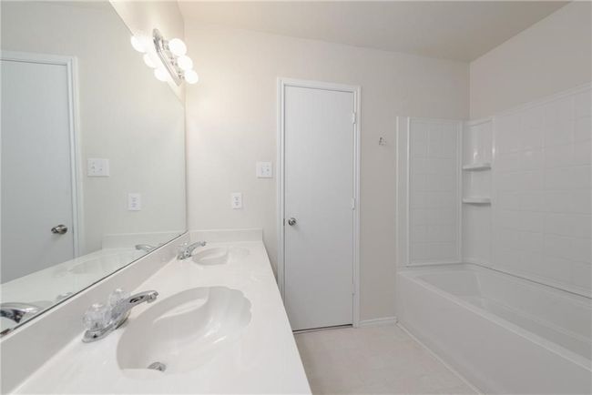 2913 Paddock Way, House other with 3 bedrooms, 2 bathrooms and null parking in Denton TX | Image 17