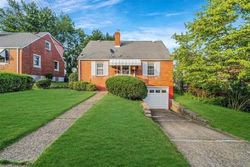 24 Christler St, Etna, PA, 15223-2039 | Card Image