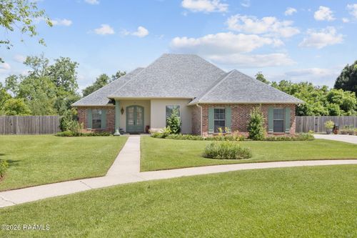 1014 Ashford Cir, Breaux Bridge, LA, 70517-6968 | Card Image