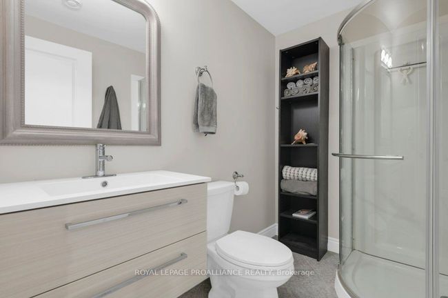 32 Aberdeen St, House other with 4 bedrooms, 3 bathrooms and 2 parking in Stirling ON | Image 39
