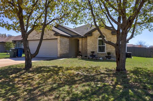 606 Los Robles Rd, Leander, TX, 78641-7889 | Card Image