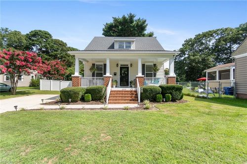 4304 Winchester Dr, Portsmouth, VA, 23707-2823 | Card Image