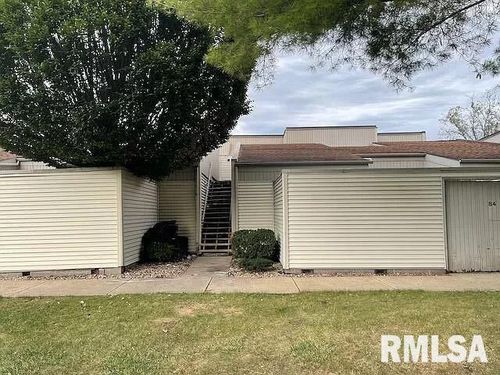 6831 N Frostwood Pkwy, Peoria, IL, 61615-2462 | Card Image