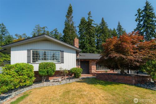 3011 S Regent St, Port Angeles, WA, 98362-6949 | Card Image