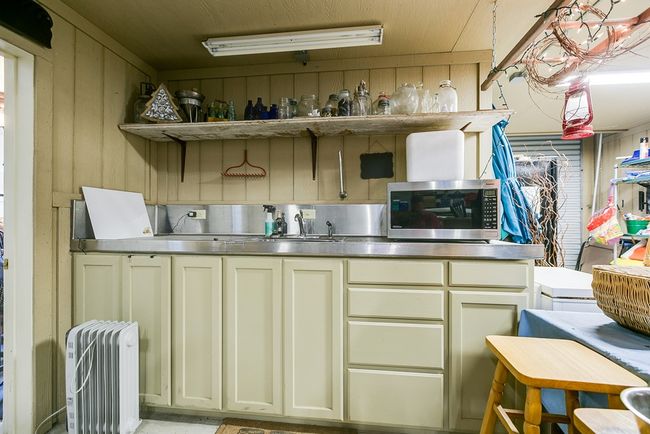 Barn Kitchen Area | Image 38