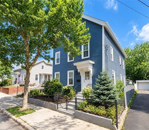 27 Harrison Street, Pawtucket, RI, 02860 | Card Image