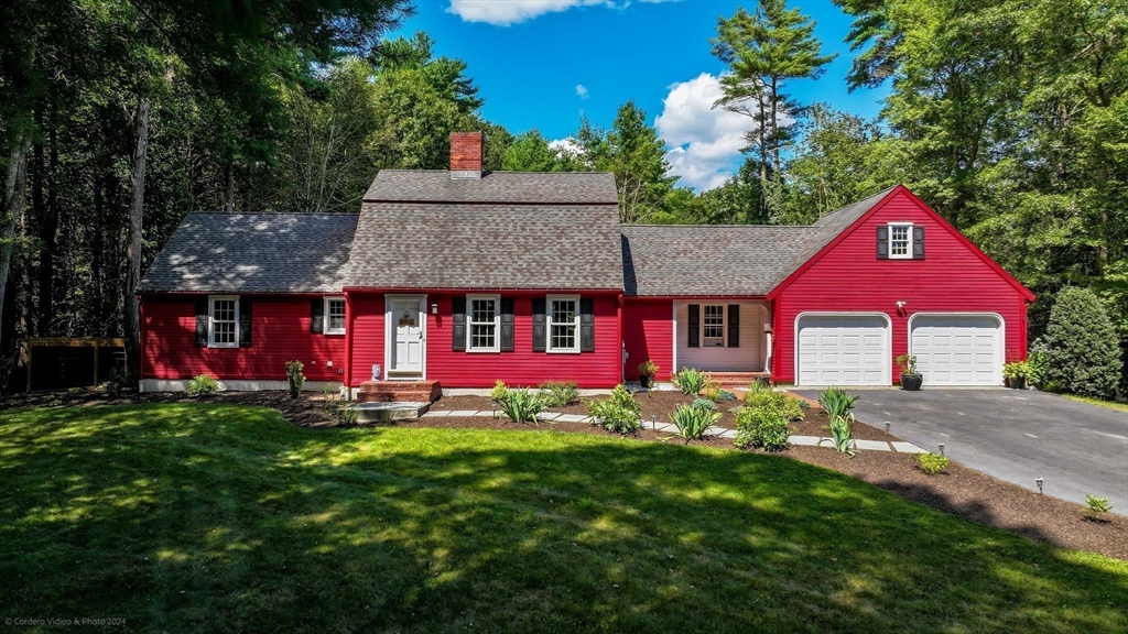 Gerrish Rd, Rochester, MA 02770