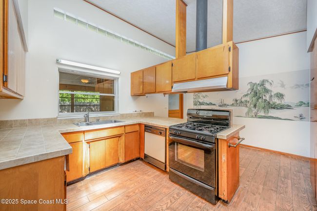 150 W Alachua Ln, House other with 3 bedrooms, 2 bathrooms and null parking in Cocoa Beach FL | Image 11