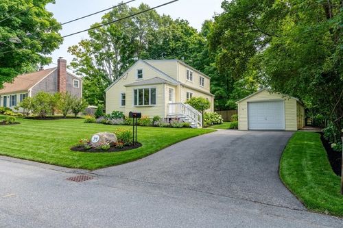 34 Hawthorne St, North Attleboro, MA, 02760-1906 | Card Image