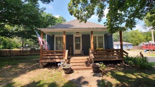 318 N Poplar St, Wellington, KS, 67152-3466 | Card Image