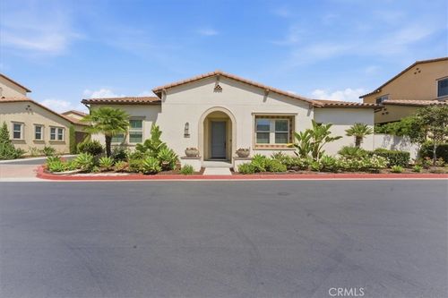 4725 Flora Park Way, Cypress, CA, 90720-3999 | Card Image