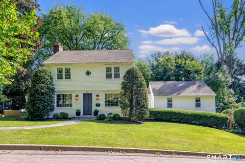 107 Benedict Ave, Fairfield, CT, 06825-1704 | Card Image