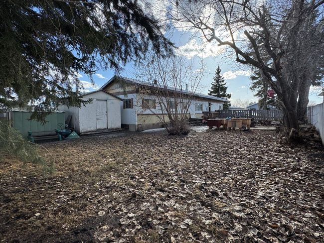 10321 101 Street, House other with 2 bedrooms, 1 bathrooms and 4 parking in Fairview AB | Image 18