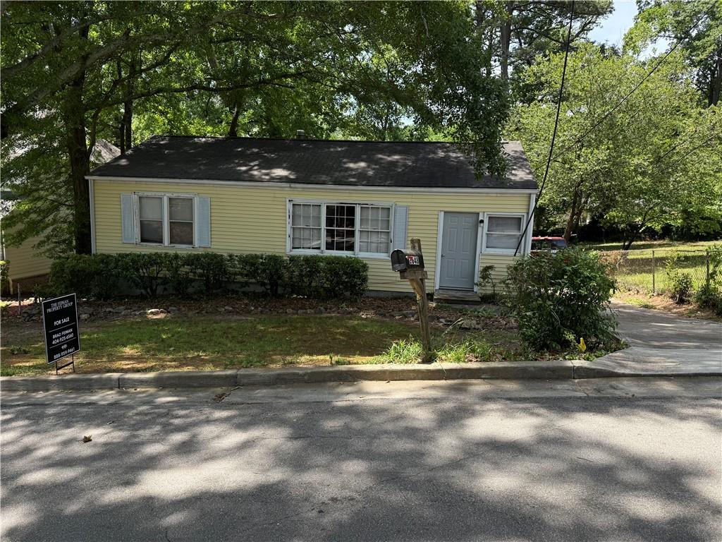 Land in Smyrna