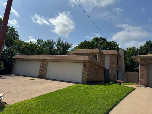 2101 Mistletoe Ave, Fort Worth, TX, 76110-1144 | Card Image