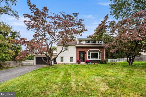 9 Molly Ln, Chadds Ford, PA, 19317-9021 | Card Image