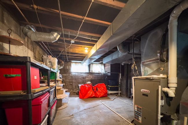 316 Pierce St, House other with 3 bedrooms, 2 bathrooms and 1 parking in Pontiac IL | Image 37