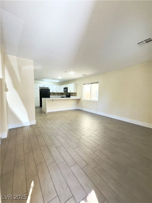 9140 Gabardine Ave, Las Vegas, NV, 89149-0476 | Card Image