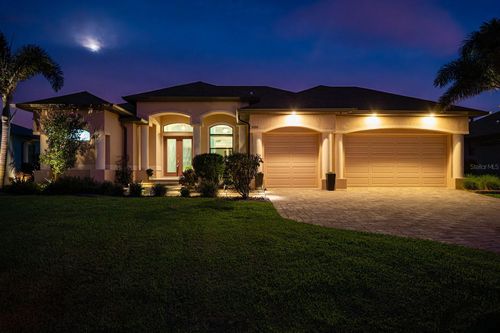 1131 Rotonda Cir, Rotonda West, FL, 33947-2120 | Card Image