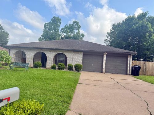 5319 Lincoln Town Dr, Katy, TX, 77493-2033 | Card Image