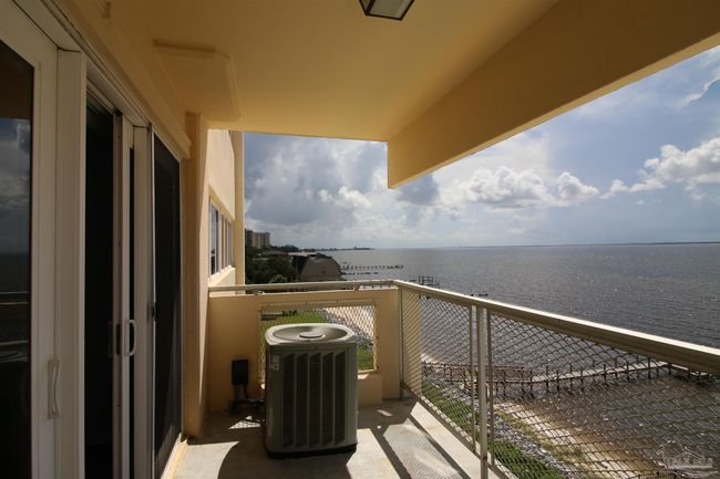 APT-407 - 825 Bayshore Dr, Condo with 2 bedrooms, 2 bathrooms and 1 parking in Pensacola FL | Image 9