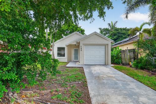 792 Sw 9th St, Florida City, FL, 33034-5639 | Card Image