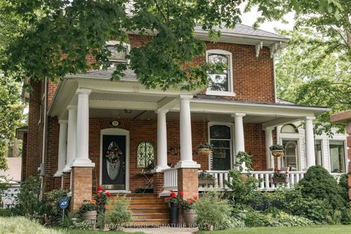 33 Division St, Colborne, ON, K0K1S0 | Card Image