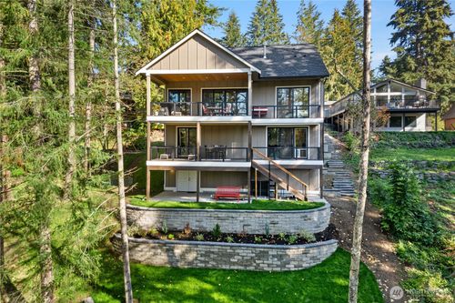 4804 W Tapps Dr E, Lake Tapps, WA, 98391-8930 | Card Image