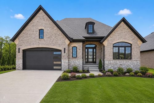 57249 Meadowridge Dr, Washington Township, MI, 48094-4013 | Card Image