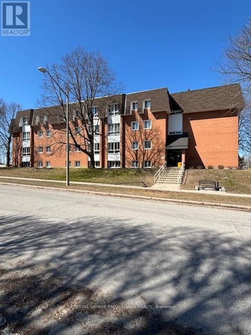 g4-810 Kyle Crt, Brockville, ON, K6V6H6 | Card Image