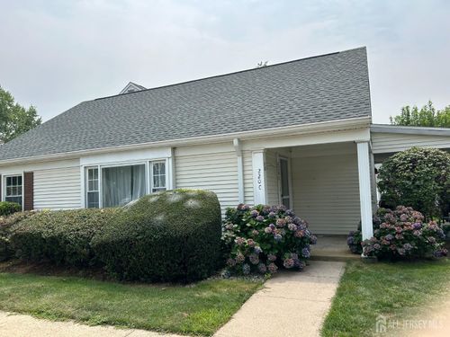c-220 Manchester Ln, Monroe, NJ, 08831 | Card Image