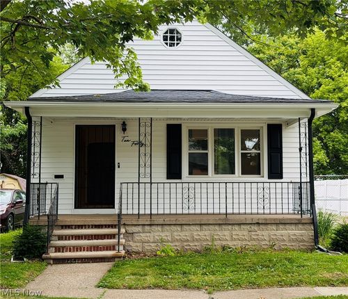 1040 W 18th St, Lorain, OH, 44052-3824 | Card Image