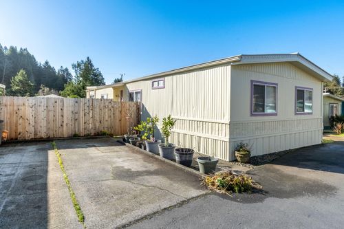 3656 Old Arcata Rd, Eureka, CA, 95503-9420 | Card Image