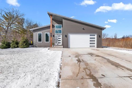 3318 Limerick Lane, Sheboygan, WI, 53083 | Card Image